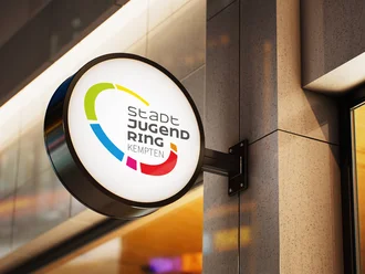 SJR Mockup Schild Außenfassade